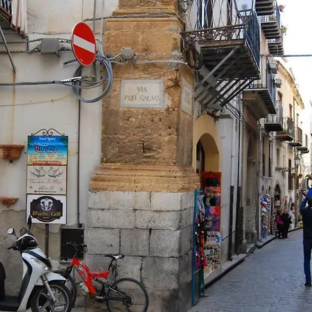 Casa Rubino Lägenhet Cefalù